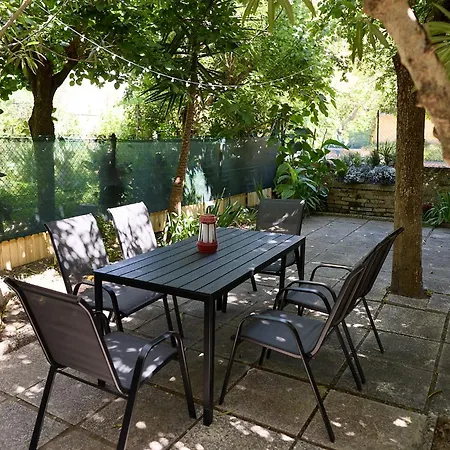 Daire Victoria Garden Lifestyle *